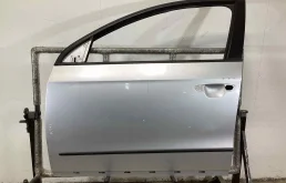 Дверь передняя левая Passat B6 (3C) 2005-2010 1,6 Бензин МКПП 6ст. Седан.