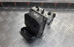 Блок ABS A4 B6 (8EC, 8E5) 2000-2004 3,0 Бензин Вариатор Седан.