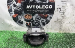 Опора КПП Audi A8 2006 4E0399151AP D3 BVJ