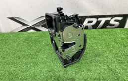 Замок двери BMW X5 2009 7202145 E70 N52B30AF, передний левый