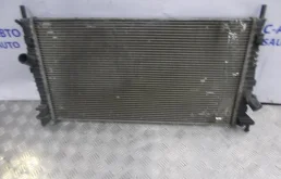 Радиатор охлаждения ДВС Volvo C30 2004-2012 8603621