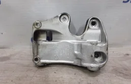 Кронштейн генератора Audi A8 079903805AF D4 4.2 CDR