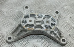 Кронштейн КПП АКПП Audi A6 C6 4F 4WD