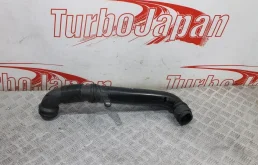 Патрубок впускной Volkswagen Tiguan Audi Q3 8U 2,0
