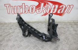Кронштейн фары правый Audi A4 B8 2007-2011