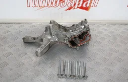 Кронштейн масляного фильтра Audi A5 8T, A4 B8 2,0T