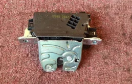 замок пятой двери(багажника) для Opel Zafira B 2005-2015