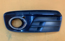 Рамка противотуманной фары Audi Q5 2014 8R0807681M 8R 2.0, передняя левая
