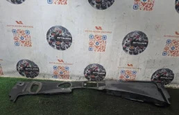 Жабо Audi A4 2009 8K1819447B01C B8 CAEB