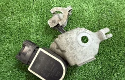Датчик положения кузова mercedes a0009053704