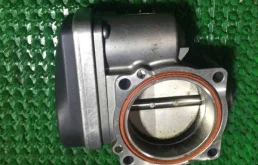 Заслонка дроссельная (13541439580) для BMW X3 Е83 2003-2010