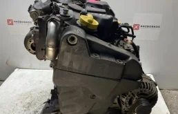 Двигатель Renault Megane 2 7701476611 K9K732
