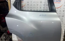 Дверь боковая Nissan Juke 2010