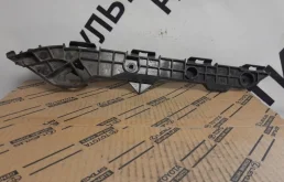 Крепление бампера Toyota Corolla 5215612290 150, заднее левое