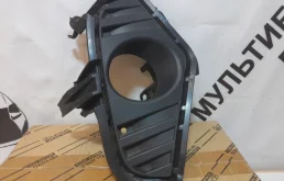 Окантовка птф бампера Toyota RAV4 5212742190 50, передняя правая