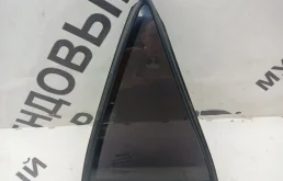 Стекло двери Toyota Auris 0136500040 150, заднее правое
