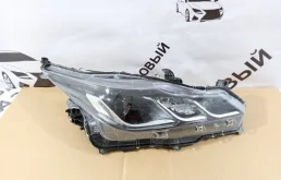 Фара Toyota Corolla 8113002T31 210, передняя правая