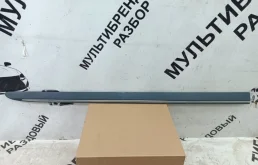 Молдинг двери Mercedes-Benz R-class A2516902262, передний правый