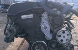 Двигатель AUDI A4 2005 06B100033R BFB
