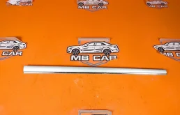 Молдинг двери Mercedes-Benz