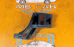 Кронштейн крепления бампера Mercedes-Benz