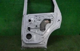 Дверь задняя правая для Nissan Qashqai на фотографиях