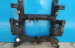 Подрамник двигателя для Suzuki Grand Vitara на фотографиях