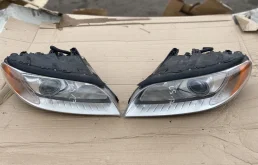 Фара ксенон правая для Volvo S80 на фотографиях