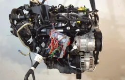 Двигатель для Fiat Linea на фотографиях