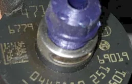 Форсунка топливная для Volvo XC90 на фотографиях