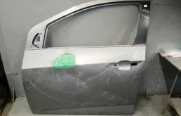 Дверь передняя левая (с дефектом) chevrolet aveo 2011