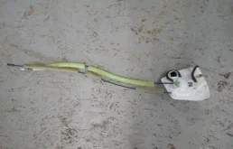 Замок двери передней правой mazda 3 2009-2013