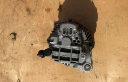 Генератор для Subaru Forester на фотографиях