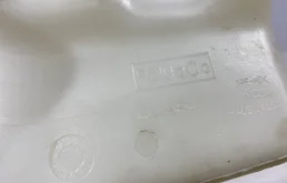 Расширительный бачок радиатора для Ford Explorer 2011 года на фотографиях