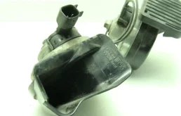 Звуковой сигнал для Chevrolet Cruze 2010 года на фотографиях