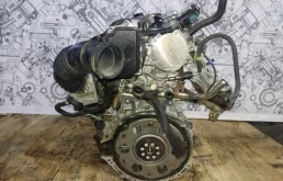 Двигатель для Toyota RAV4 2013 года на фотографиях