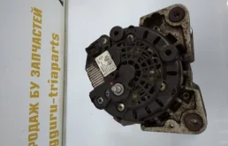 Генератор для Renault Duster на фотографиях