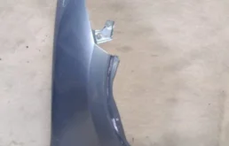 крыло переднее правое чёрного цвета (60210SMGE00ZZ) для Honda Civic FK,FN 5D 2006-2012