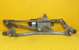 Трапеция стеклоочистителей для Hyundai Solaris 2018 года на фотографиях