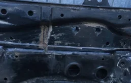 Подрамник двигателя для Toyota Corolla на фотографиях