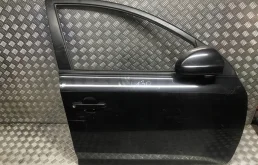 Дверь передняя правая для Kia Ceed 2010 года на фотографиях