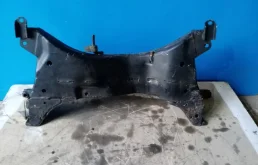 Подрамник двигателя для Mitsubishi Outlander на фотографиях