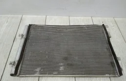 Радиатор кондиционера для Hyundai Solaris на фотографиях