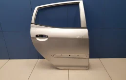 Двери для Kia Picanto 2008 года на фотографиях