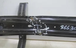 Усилитель заднего бампера для Hyundai Solaris на фотографиях