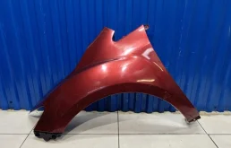 Крылья для Mazda CX 7 2006 года на фотографиях