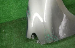 Крылья для Toyota Corolla 2019 года на фотографиях