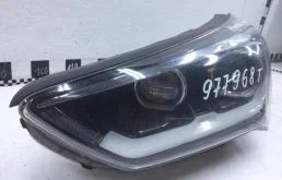 Фара левая для Hyundai Grand Santa Fe на фотографиях