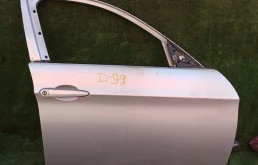 Дверь BMW E90