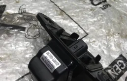 Камера заднего вида для Toyota Land Cruiser на фотографиях